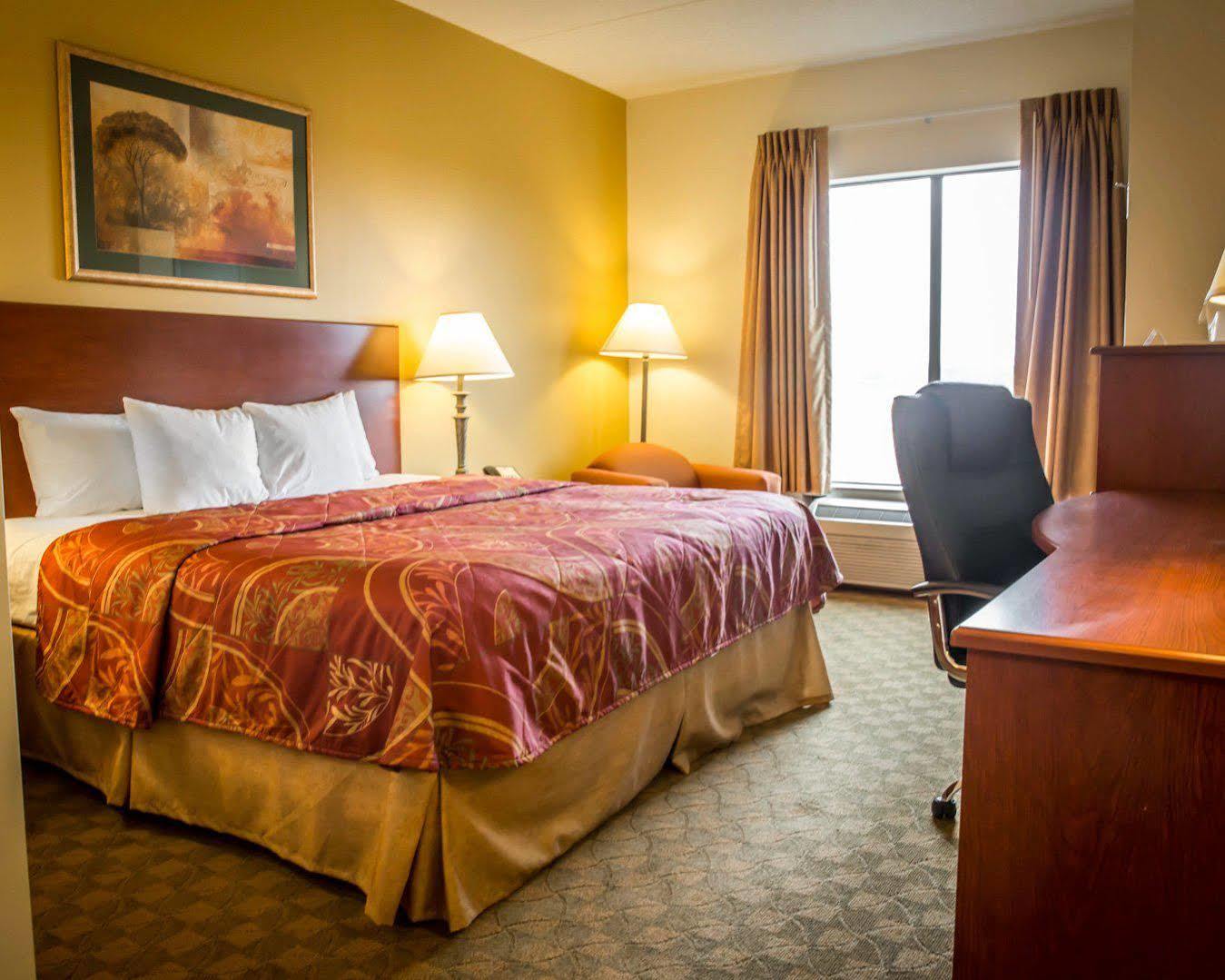 Holiday Inn Express & Suites Clear Spring By Ihg Exterior foto